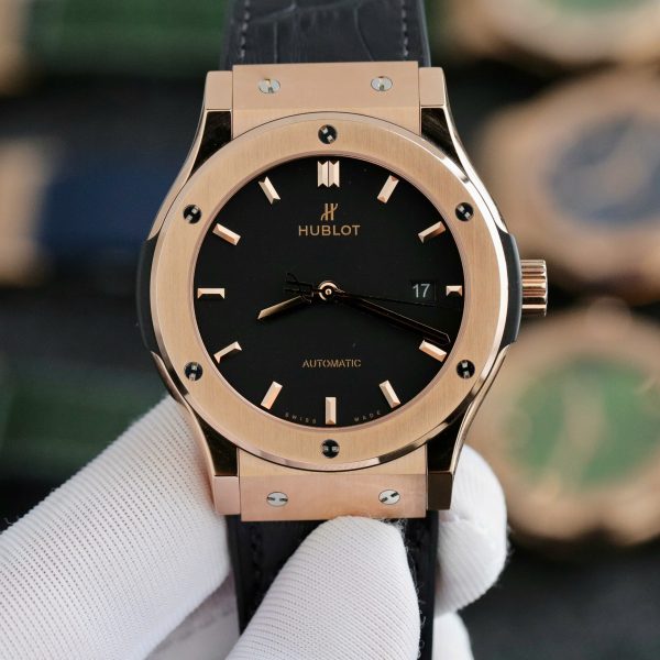 Hublot Classic Fusion King Gold Replica Watches Black Dial JJF 2024