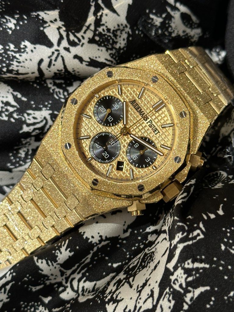 Audemars Piguet Royal Oak 26331 Frosted Gold Replica Watches (1)