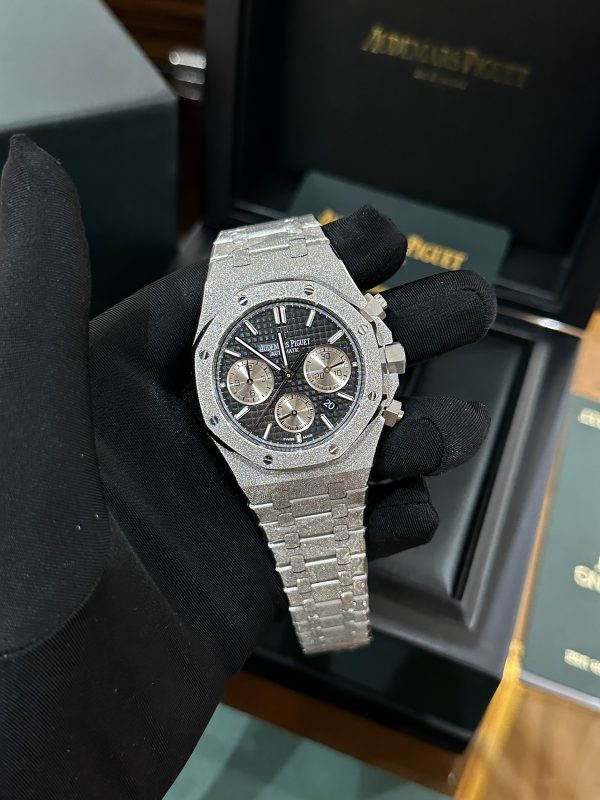 Audemars Piguet Royal Oak 26331BC Frosted-Gold Black Dial (2)