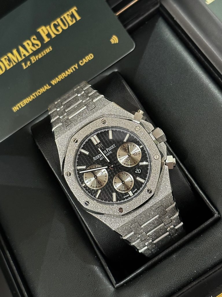 Audemars Piguet Royal Oak 26331BC Frosted-Gold Black Dial (2)