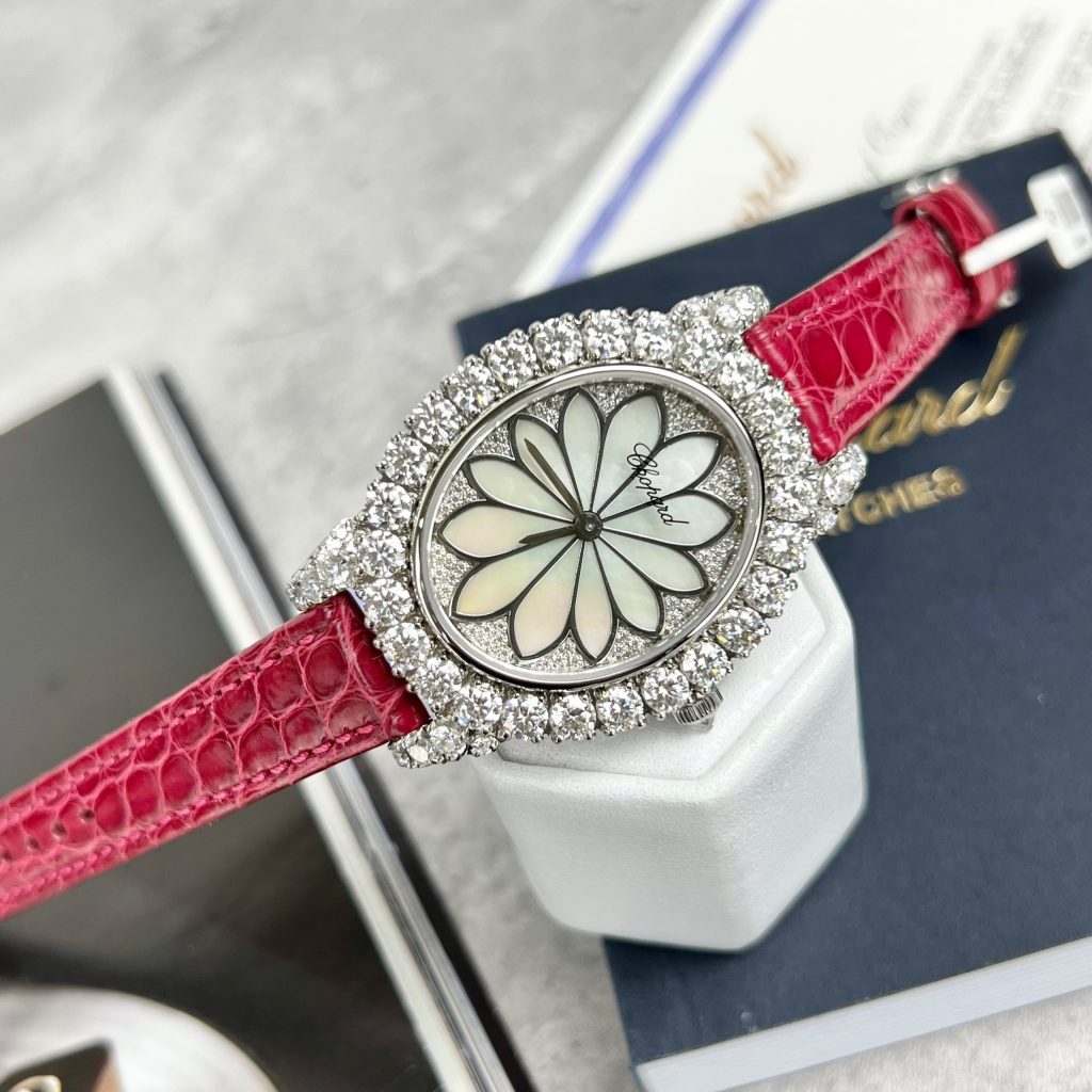 Chopard Replica Watches Custom Moissanite Diamonds Red Leather 34mm (1)