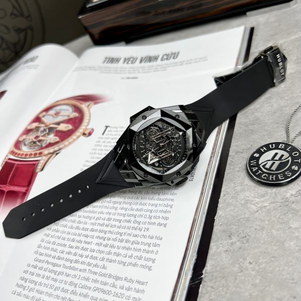 Hublot Big Bang Sang Bleu II Ceramic Black Replica Watches 45mm (8)