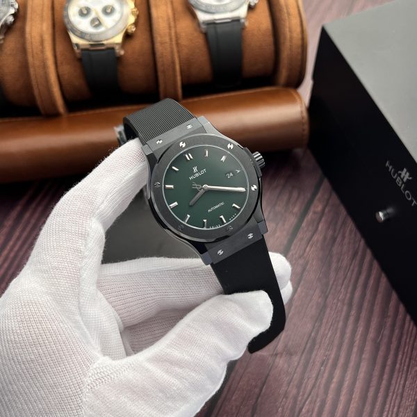 Hublot Classic Fusion Ceramic Replica Watches Green Dial JJZ 42mm (1)