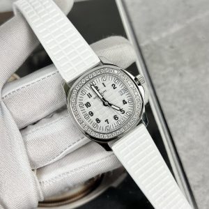 Patek Philippe Aquanaut 5067A Custom Moissanite Diamonds White (3)