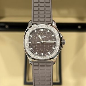 Patek Philippe Aquanaut 5067A Replica Watches Gray Color (5)