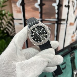 Patek Philippe Aquanaut 5167 Custom Natural Diamonds 3K Factory 40mm (9)