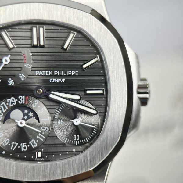 Patek Philippe Nautilus 5712 Gray Dial Replica Watches GR Factory 40mm (2)