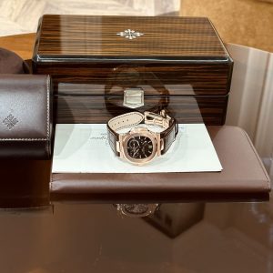 Patek Philippe Nautilus 5712R 18K Gold Wrapped Chocolate Dial GR Factory 40mm (1)