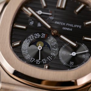 Patek Philippe Nautilus 5712R 18K Rose Gold Wrapped Gray Dial (10)