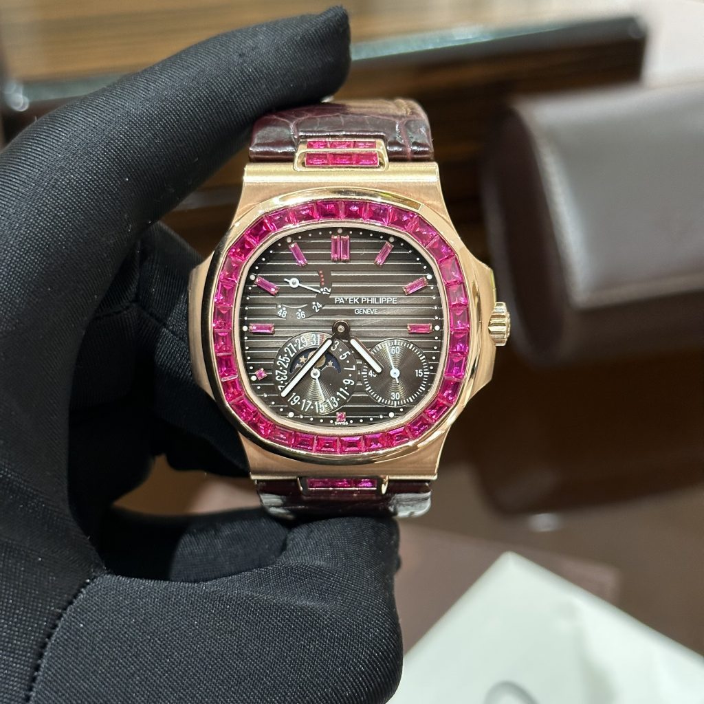 Patek Philippe Nautilus 5724 18K Gold Wrapped Custom Red Ruby 40mm (1)