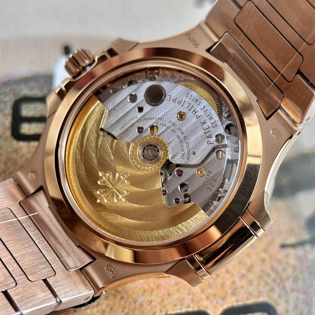 Patek Philippe Nautilus 7118 Rose Gold Replica Watches Best Quality (1)