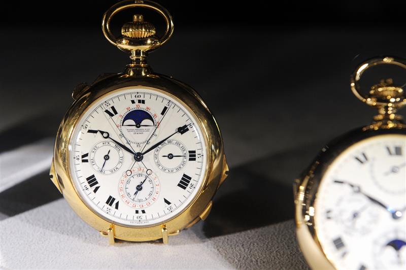 Patek Philippe Watch History - The Majestic Calatrava Warriors (1)