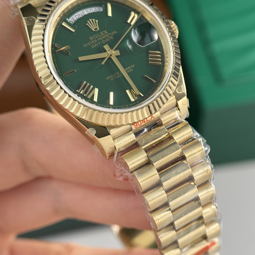 Rolex Day-Date 228238 Replica Watches Green Dial GM Factory (5)