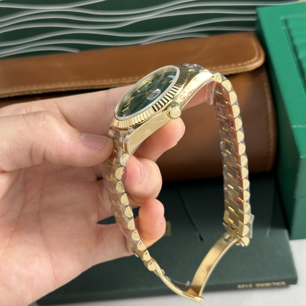 Rolex Day-Date 228238 Replica Watches Green Dial GM Factory (5)