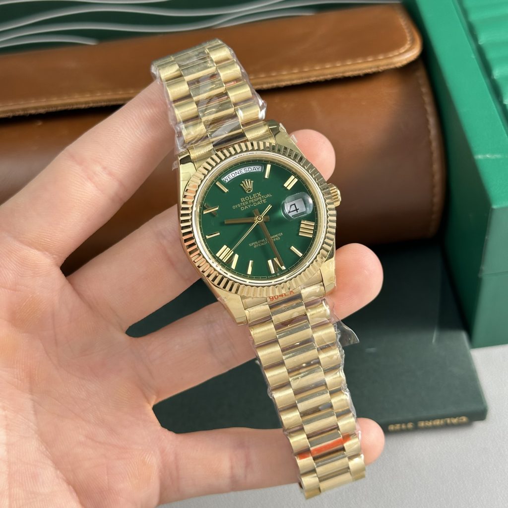 Rolex Day-Date 228238 Replica Watches Green Dial GM Factory (5)
