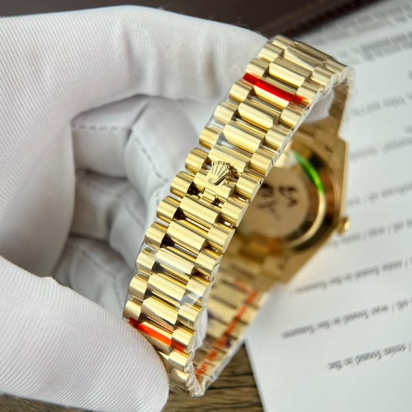 Rolex Day-Date 228238 Replica Watches Yellow Champagne GM Factory (2)