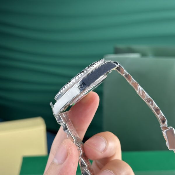 Rolex GMT-Master II 126710LN Replica Watches Julibee Strap Clean Factory (12)