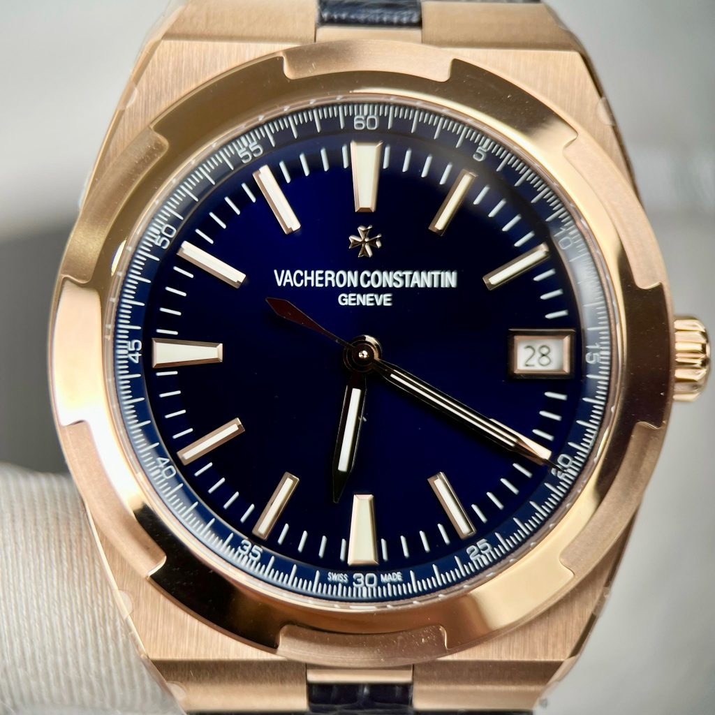 Vacheron Constantin Overseas 4500V Blue Leather Replica Watches 42mm (2)