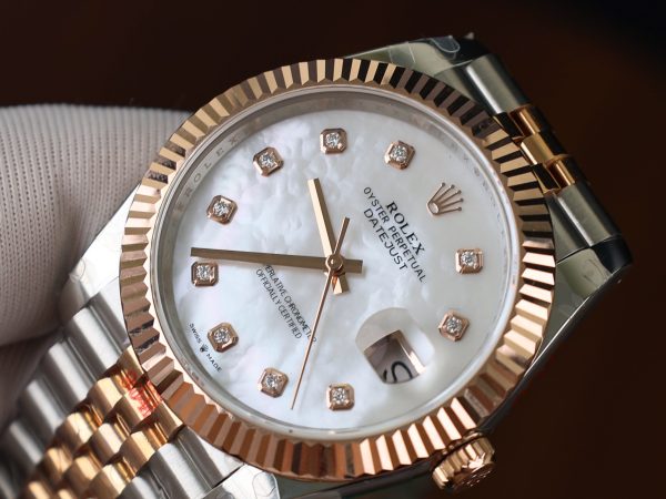 Rolex DateJust 126331 Mother Of Peal Dial Moissanite Gold Wrapped 41mm (3)