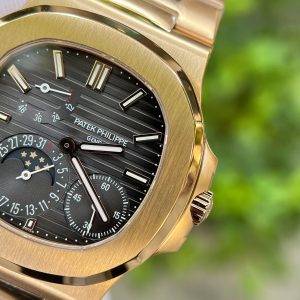 Patek Philippe Nautilus 5712 Replica Watches Best Quality PPF Factory 40mm (1)