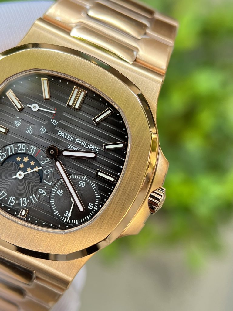 Patek Philippe Nautilus 5712 Replica Watches Best Quality PPF Factory 40mm (1)