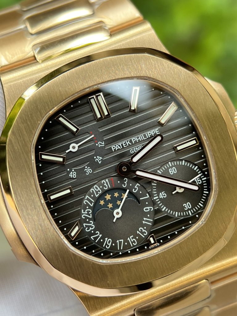 Patek Philippe Nautilus 5712 Replica Watches Best Quality PPF Factory 40mm (1)