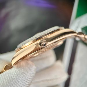 Rolex Day-Date 18K Rose Gold Wrapped Custom Moissanite GM Factory 40mm (1)