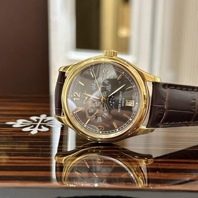 Explore Versions of Replica Watch - Patek Philippe Complications (1)