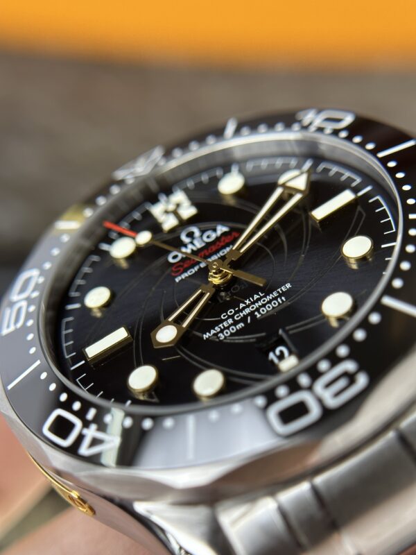 Omega James Bond 007 Limited Edition Replica Watches VS Factory 42mm (2)