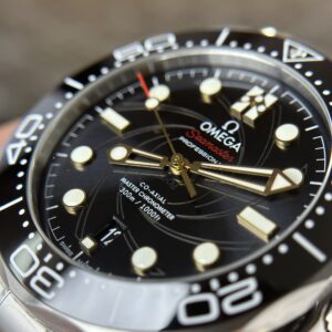 Omega James Bond 007 Limited Edition Replica Watches VS Factory 42mm (3)