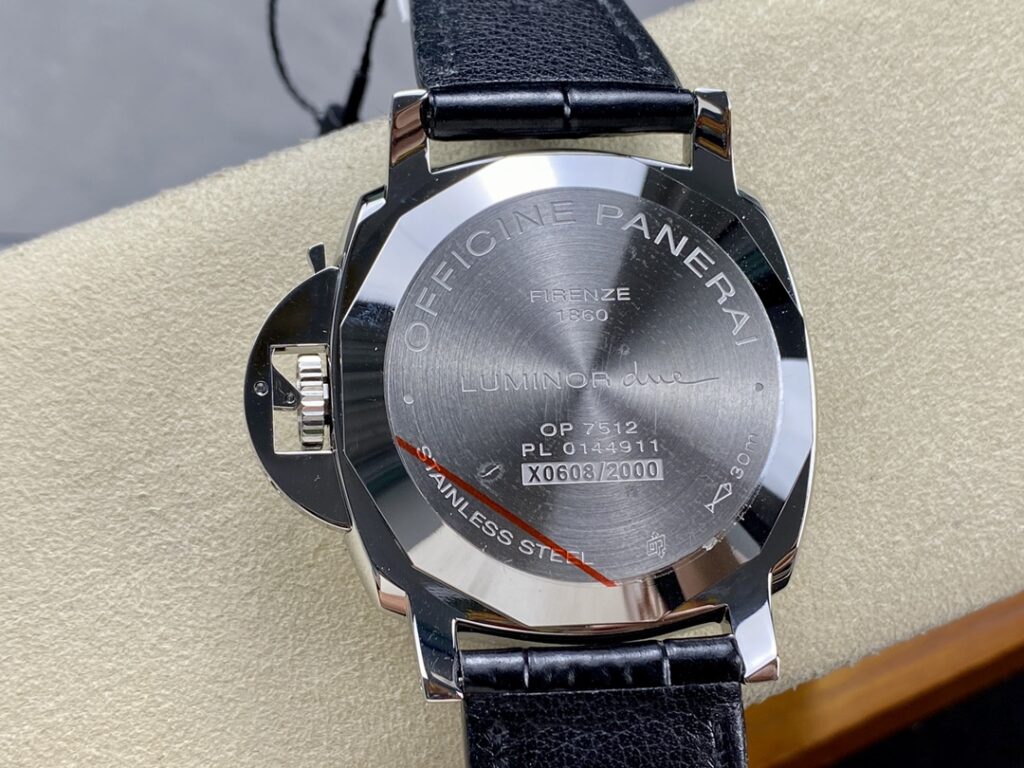 Panerai Luminor Due PAM01250 Replica Watches VS Factory 42mm (5)