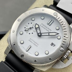 Panerai Submersible Bianco PAM02223 Replica Watches VS Factory 42mm (1)