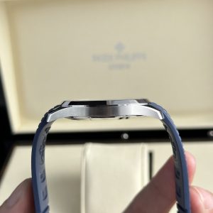 Patek Philippe Aquanaut 5168G Replica Watches Blue Rubber 42 (13)
