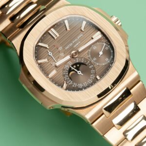 Patek Philippe Nautilus 5712 Rose Gold 18K Replica Watches Best Quality 40mm (2)