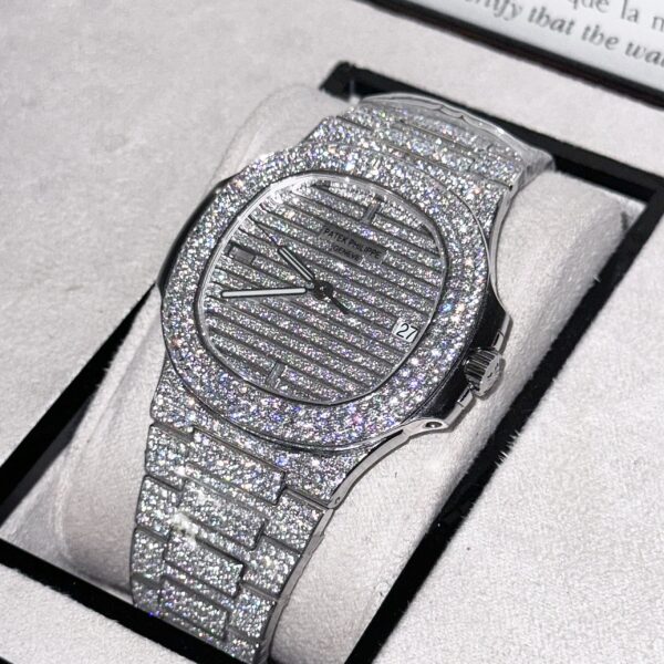 Patek Philippe Nautilus 5719 Custom Full Moissanite Diamonds 40mm (1)