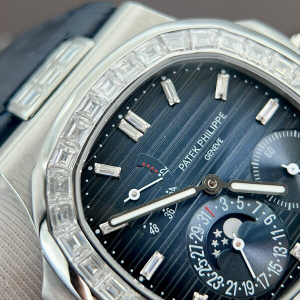 Patek Philippe Nautilus 5724 Custom Moissanite Diamonds Baguette 40mm (1)