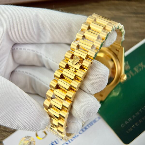 Rolex Day-Date Gold Wrapped Replica Watches Yellow Champagne Dial GMF 36mm (1)