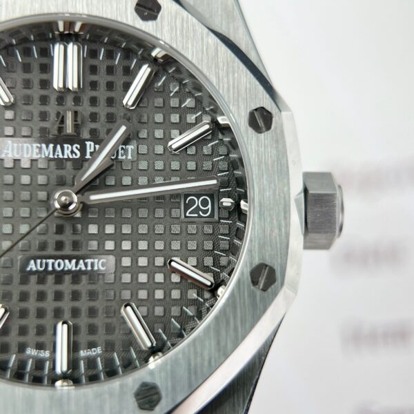 Audemars Piguet Replica Watches Royal Oak Grey Dial 15450ST IP Factory 37mm (2)