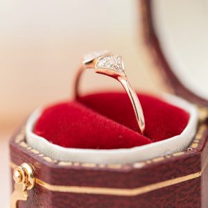 Bvlgari Women’s Rings Custom Natural Diamond Rose Gold 18k (2)