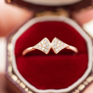 Bvlgari Women’s Rings Custom Natural Diamond Rose Gold 18k (2)