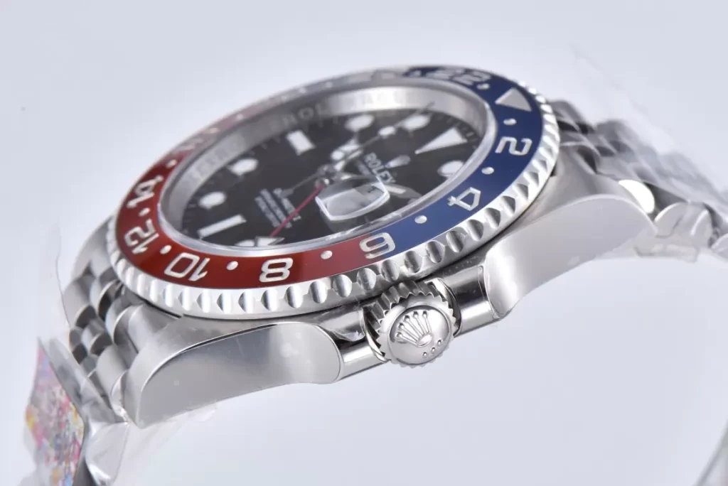 Comparing Rolex GMT Master II Pepsi Replica Watch and Real (1)