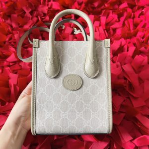 Gucci Mini Replica Bags Tote Interlocking G Beige White 18x12x5cm (1)