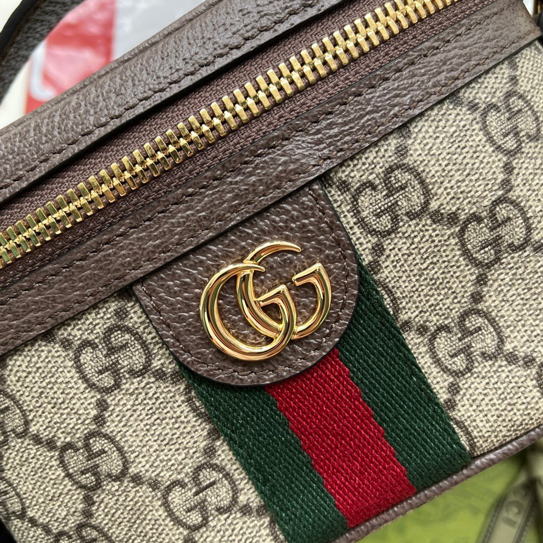 Gucci Ophidia Cosmetic Case Monogram Brown Replica Bags Size 15 (1) Gucci Ophidia Cosmetic Case Monogram Brown Replica Bags Size 15 (8)