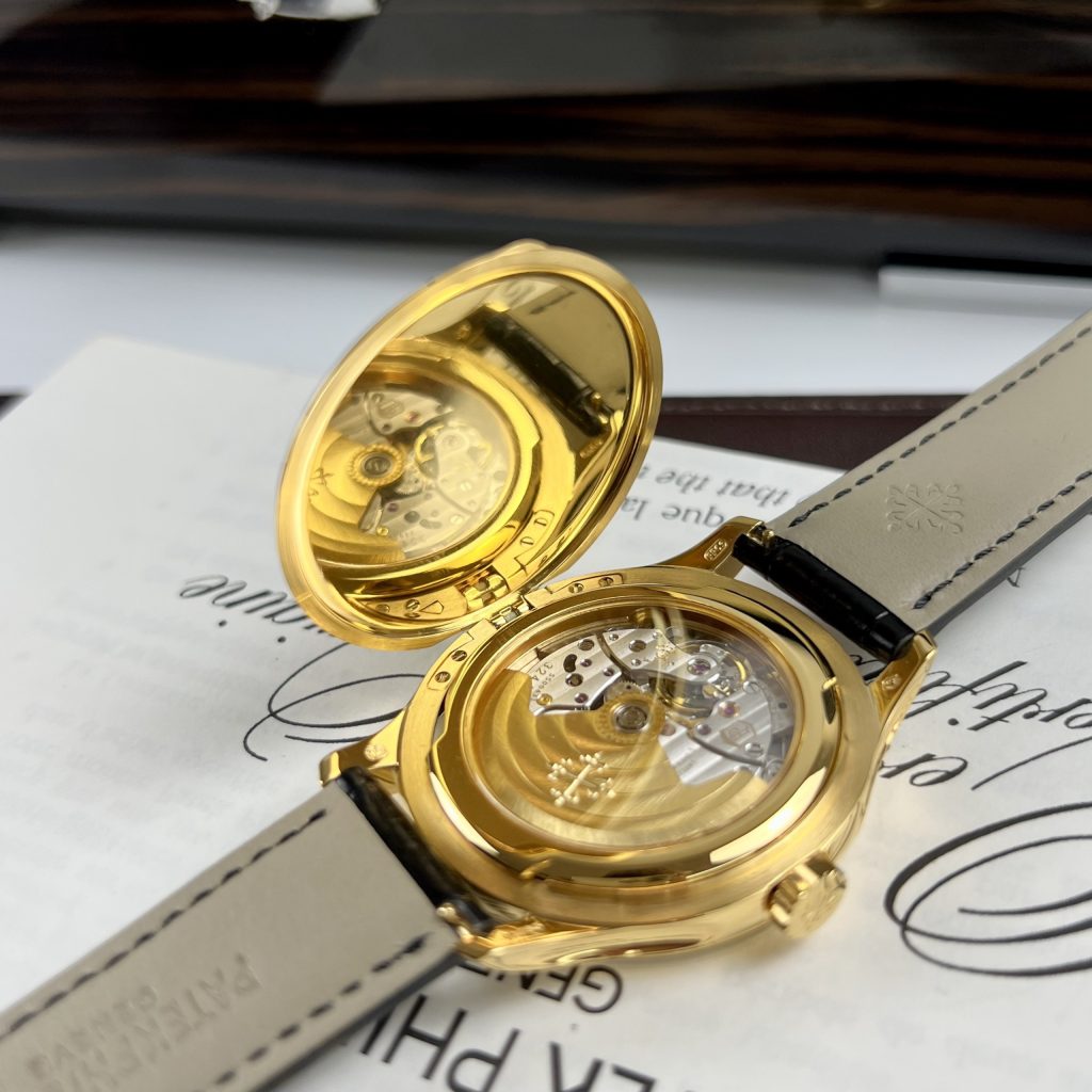 Patek Philippe Calatrava 5227J Gold Wrapped Best Replica 39mm (8)
