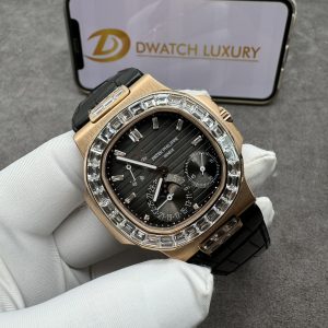 Patek Philippe Nautilus 5724R Solid Gold Diamond CVD Replica Watch 40mm (9)
