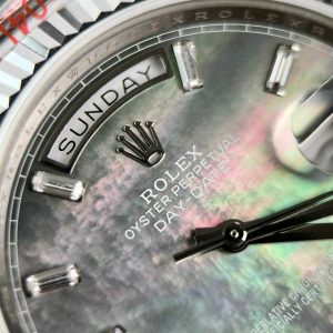 Rolex Day-Date 228236 Mother Of Pearl Replica Watch GM Factory 40mm (2)