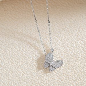 Van Cleef & Arpels Butterfly Necklace Custom Natural Diamond White Gold 18k (2)