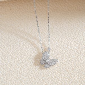 Van Cleef & Arpels Butterfly Necklace Custom Natural Diamond White Gold 18k (2)