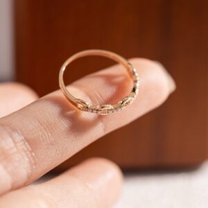 Women's Ring with Natural Diamond Crafted in 18k Rose Gold (2)