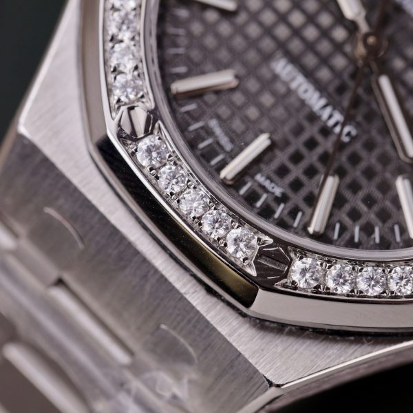 Audemars Piguet Royal Oak Customs Moissanite Diamonds Bezel IPF 37mm (3)